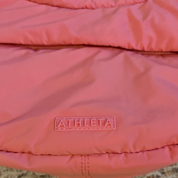 Athleta Coral Shoulder Bag - Picture 2 of 3
